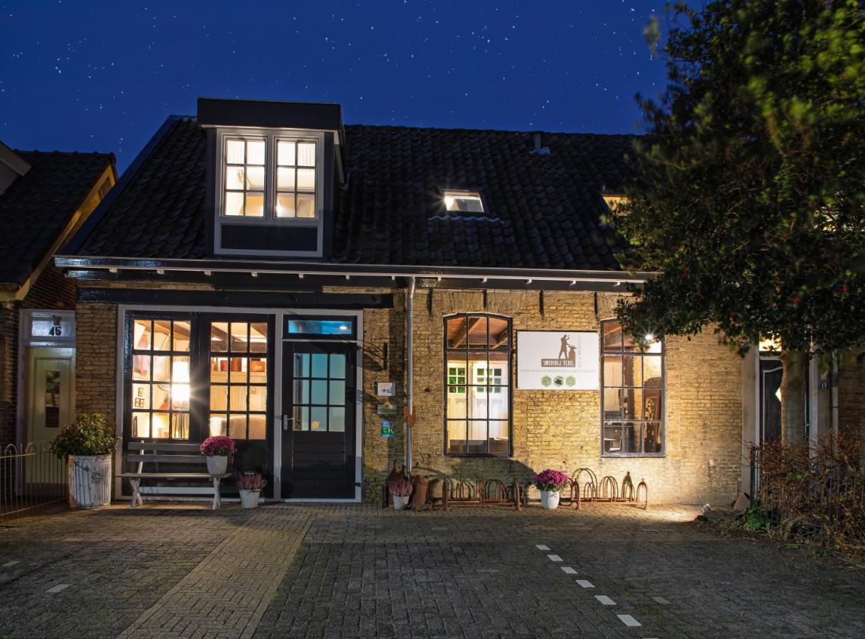 Smederij Texel Panzió De Cocksdorp  Kültér fotó